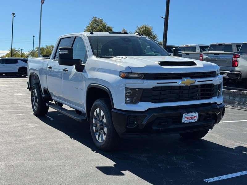 New 2026 Chevrolet Silverado 2500 Custom w/ Custom Value Package AWD/4WD image 18