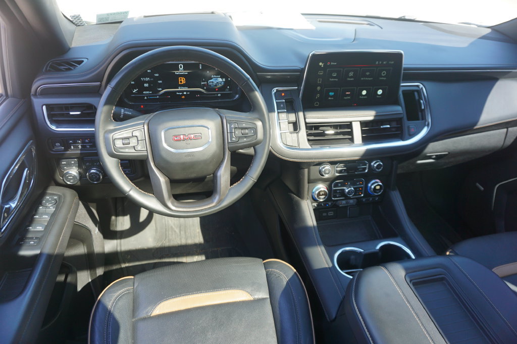 Used 2024 GMC Yukon AT4 w/ AT4 Premium Plus Package AWD/4WD image 6
