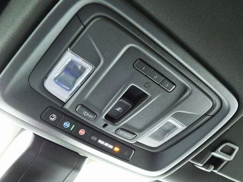 Used 2020 GMC Sierra 2500 AT4 w/ AT4 Premium Package image 34