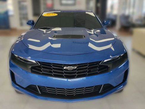 Used 2022 Chevrolet Camaro LT w/ Technology Package image 3