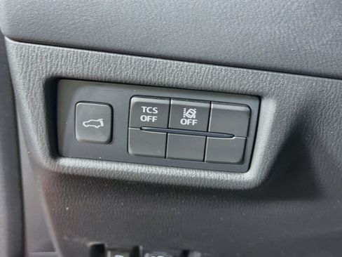 Used 2020 MAZDA CX-5 Touring FWD image 16