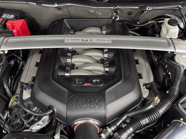 Used 2012 Ford Mustang GT Premium RWD image 37