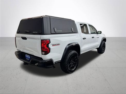 Used 2025 Chevrolet Colorado Trail Boss AWD/4WD image 7