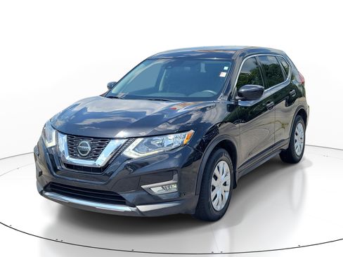 Used 2020 Nissan Rogue S FWD image 3