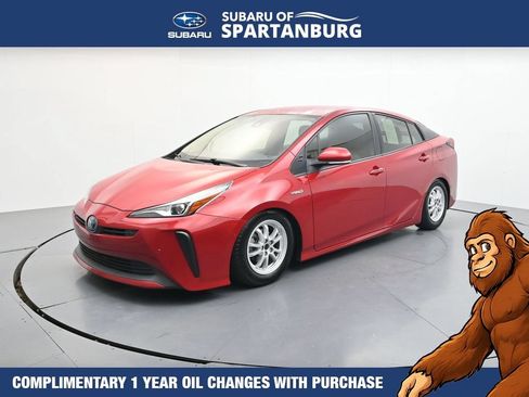 Used 2021 Toyota Prius LE FWD image 3
