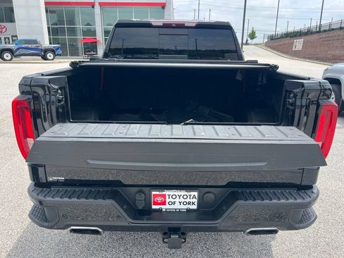 Used 2019 GMC Sierra 1500 Denali w/ Denali Ultimate Package AWD/4WD image 6