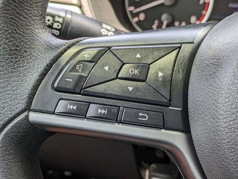 Used 2023 Nissan Altima 2.5 SV FWD image 24