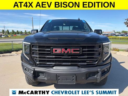 Used 2023 GMC Sierra 1500 AT4X w/ AT4X AEV Edition AWD/4WD image 3