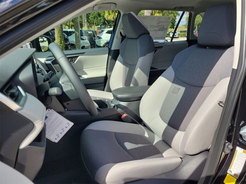 New 2025 Toyota RAV4 XLE image 17