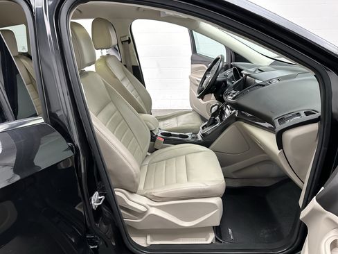 Used 2014 Ford Escape Titanium AWD/4WD image 24