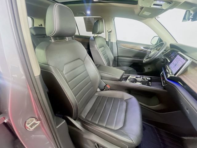 Used 2024 Volkswagen Atlas SEL AWD/4WD image 31