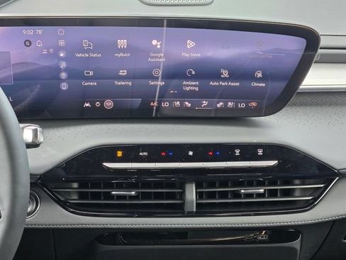 New 2026 Buick Enclave Avenir w/ Super Cruise Package FWD image 19