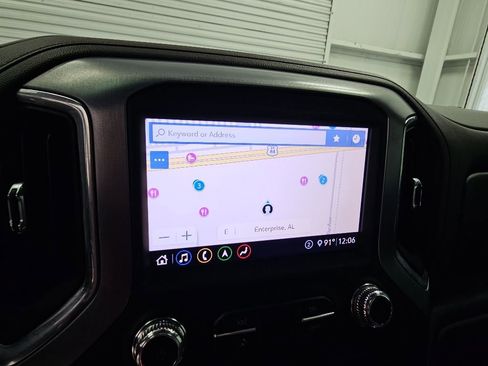 Used 2020 GMC Sierra 1500 SLT w/ SLT Premium Plus Package AWD/4WD image 18