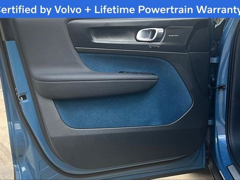 Certified 2023 Volvo C40 P8 Recharge Ultimate image 23