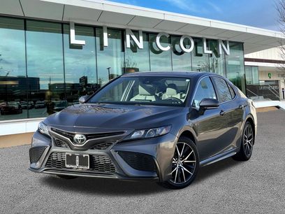 Used 2021 Toyota Camry SE w/ Convenience Package