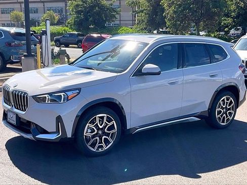 New 2026 BMW X1 xDrive28i w/ Technology Package image 1