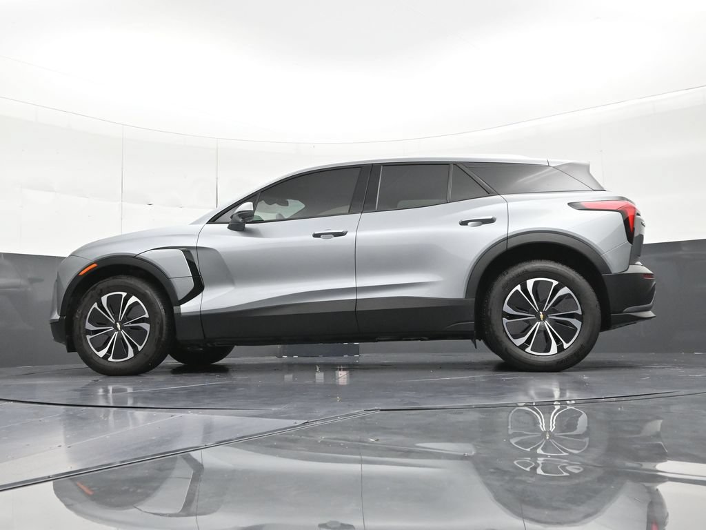 Used 2024 Chevrolet Blazer EV LT AWD/4WD image 24