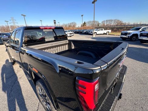 New 2026 GMC Sierra 2500 Denali w/ Denali Reserve Package AWD/4WD image 38