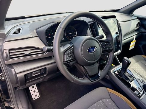 Certified 2025 Subaru Crosstrek 2.5i Sport w/ Crosstrek Mirror Package image 11