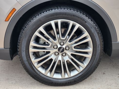 Used 2017 Lincoln MKX Reserve image 10