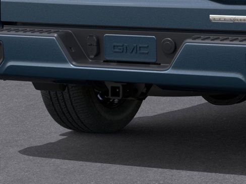 New 2026 GMC Sierra 1500 Elevation image 14