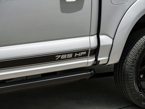 Used 2025 Ford F150 Lariat w/ Equipment Group 502A High AWD/4WD image 35