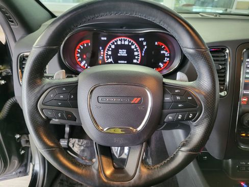 Used 2018 Dodge Durango R/T w/ Technology Group image 18