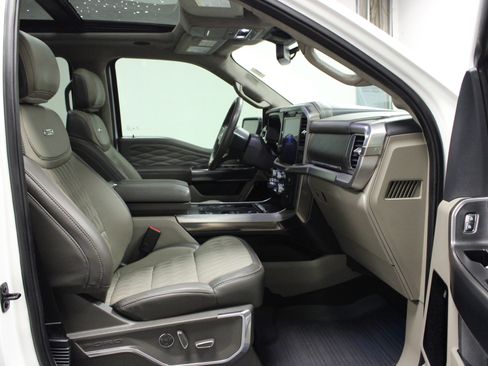 Used 2025 Ford F150 Platinum w/ Equipment Group 703A Plus image 17