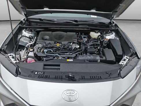 Used 2026 Toyota Camry LE FWD image 38