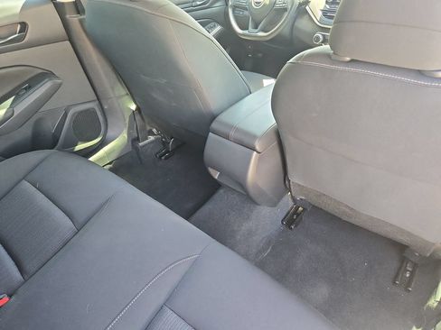 Used 2025 Nissan Altima 2.5 S FWD image 11