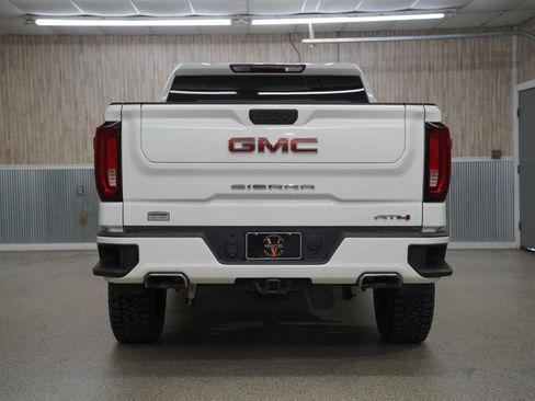Used 2021 GMC Sierra 1500 AT4 image 8