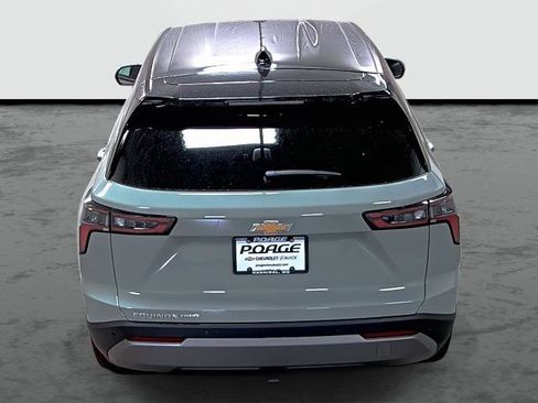 New 2026 Chevrolet Equinox LT w/ Convenience Package II image 3