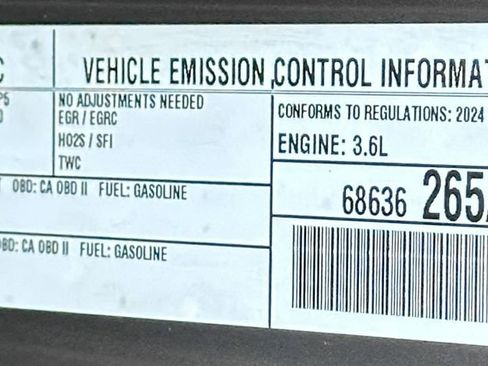 Certified 2024 Jeep Grand Cherokee Laredo w/ Trailer Tow Package image 55