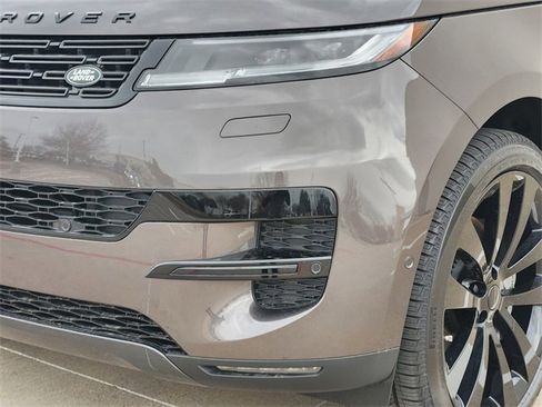 New 2026 Land Rover Range Rover Sport SE image 5