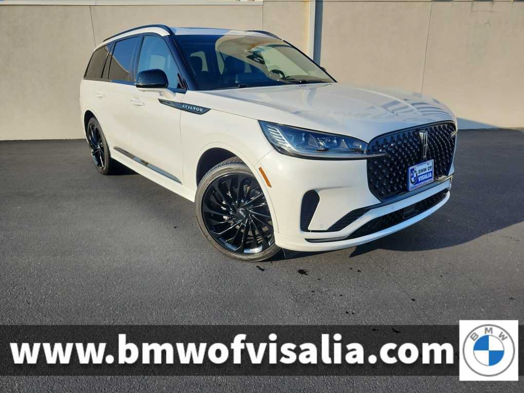 Used 2025 Lincoln Aviator Reserve w/ Equipment Group 201A AWD/4WD image 1