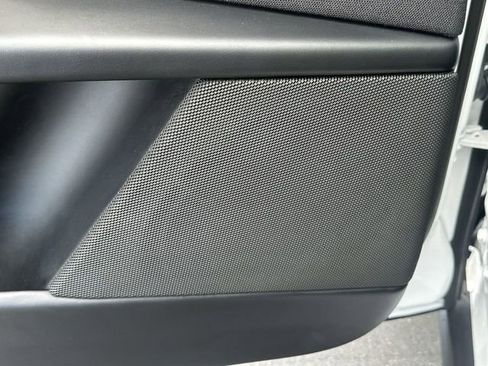 Used 2024 Tesla Model X image 25