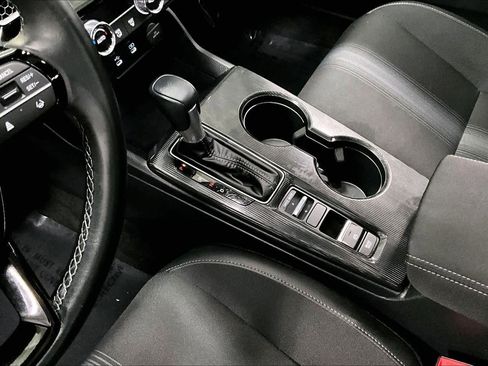 Used 2025 Honda Civic Sport image 17