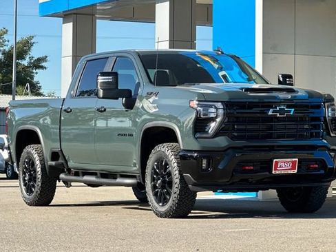 New 2026 Chevrolet Silverado 2500 LT w/ Trail Boss Package image 2