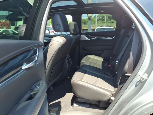 Certified 2024 Cadillac XT5 Premium Luxury AWD/4WD image 16
