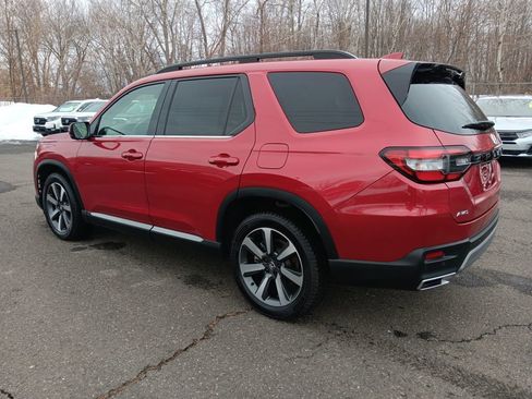 Used 2023 Honda Pilot Elite image 5