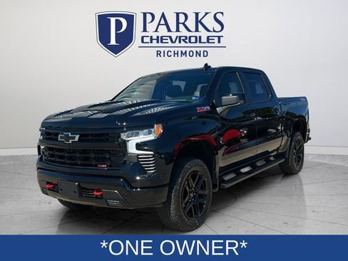 Used 2026 Chevrolet Silverado 1500 LT Trail Boss w/ Convenience Package II AWD/4WD image 3
