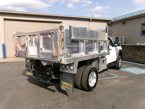 Used 2024 Ford F450 XLT w/ XLT Value Package image 4