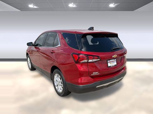 Used 2022 Chevrolet Equinox LT image 3