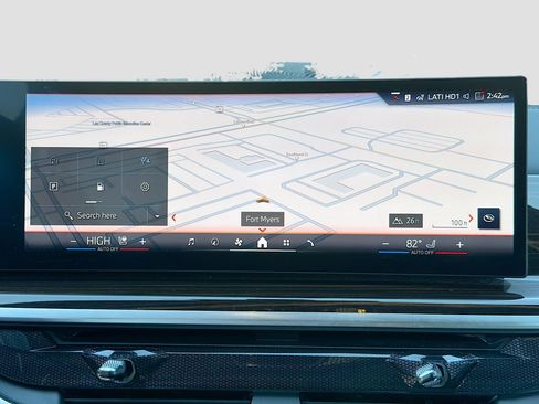 Used 2026 BMW X5 sDrive40i image 33