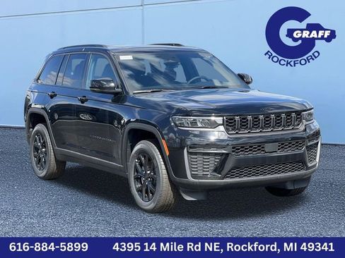 New 2026 Jeep Grand Cherokee Altitude AWD/4WD image 1