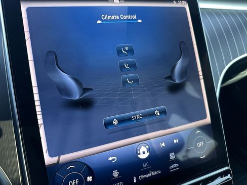 Used 2023 Mercedes-Benz C 300 4MATIC Sedan image 19