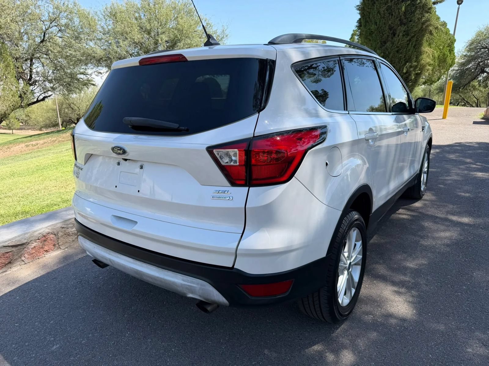 Used 2019 Ford Escape SEL FWD image 5