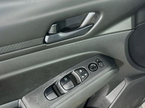 Used 2023 Nissan Altima 2.5 S image 24