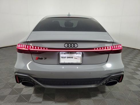 Used 2024 Audi RS 7 Performance image 5