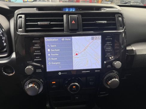 Used 2021 Toyota 4Runner TRD Off-Road Premium w/ Moonroof Package AWD/4WD image 17